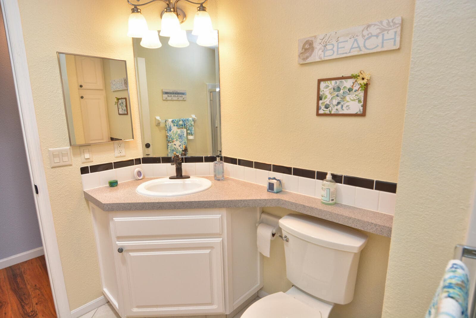 8154 14th Hole Drive, Port St. Lucie, FL 34952 32