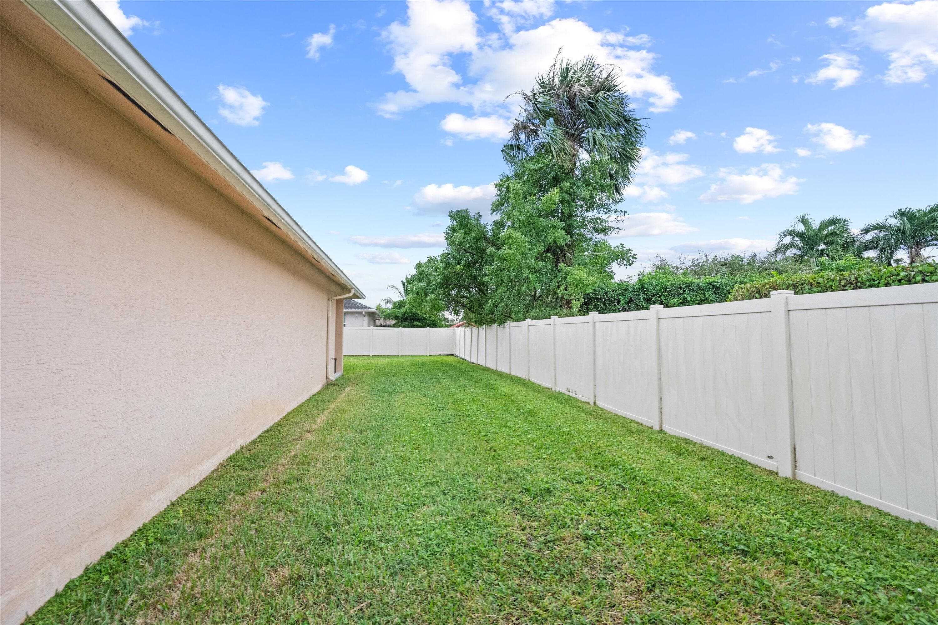 2981 Dovedale Court E, Wellington, FL 33414 33