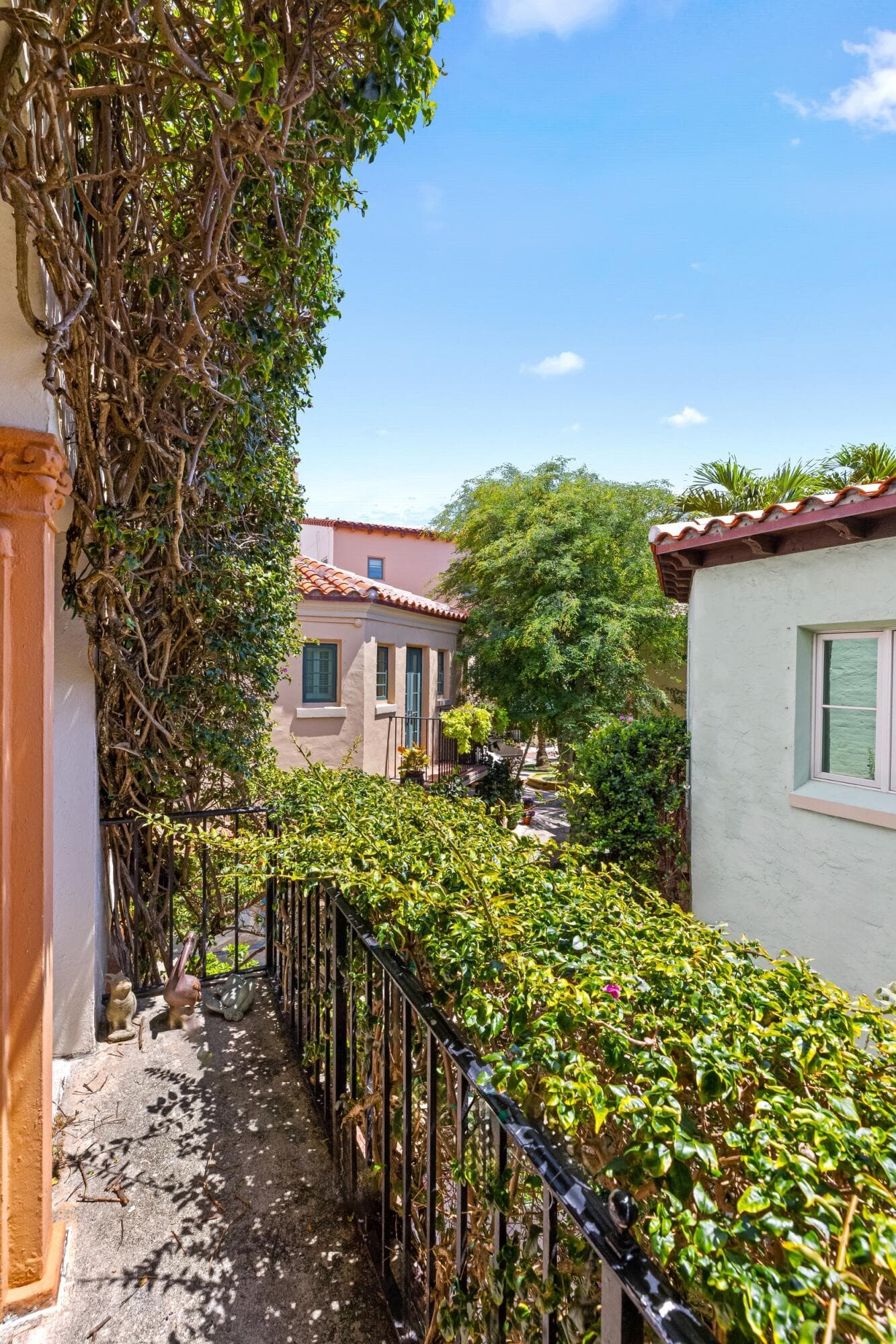 9 Via Parigi, Palm Beach, FL 33480 25