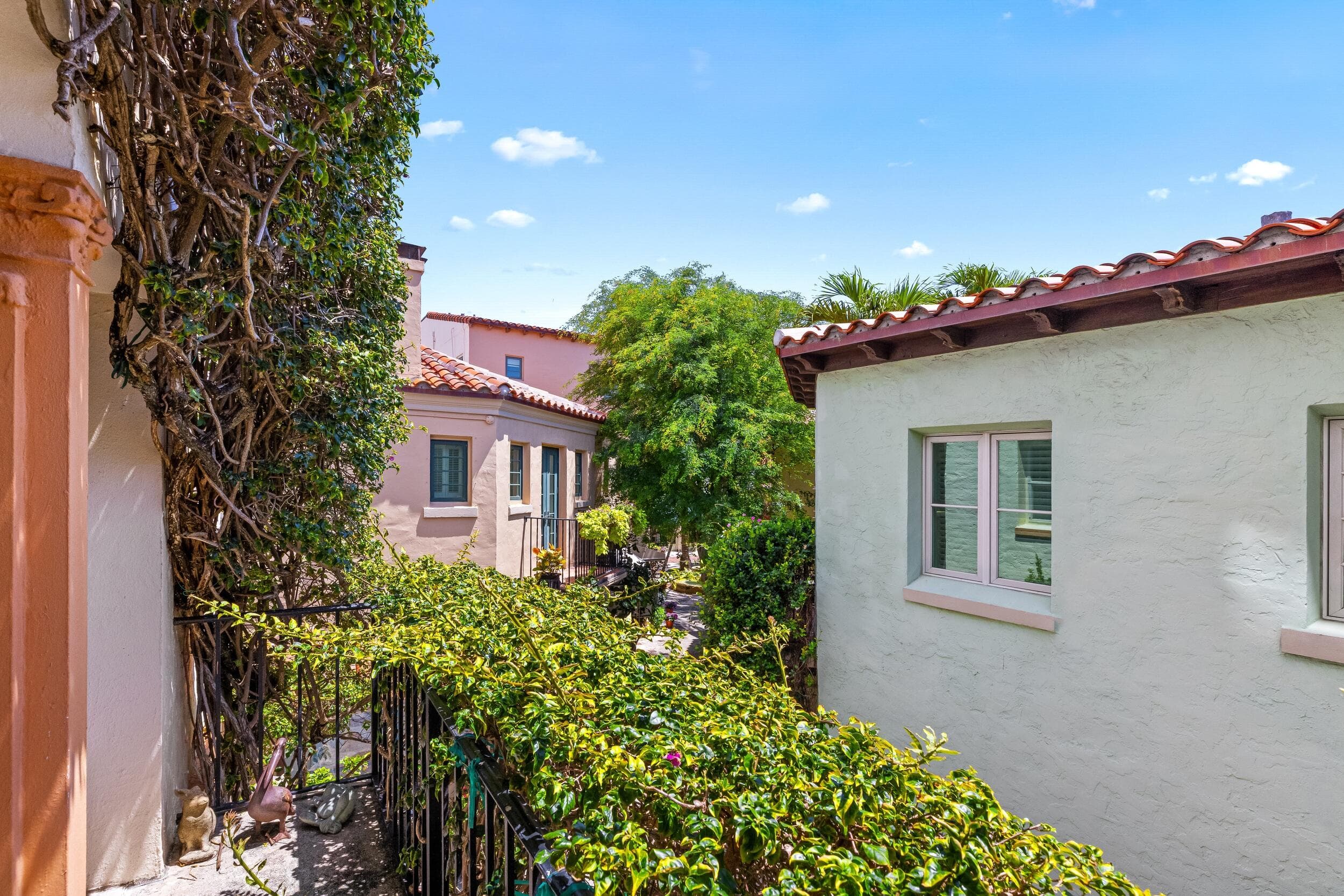 9 Via Parigi, Palm Beach, FL 33480 26