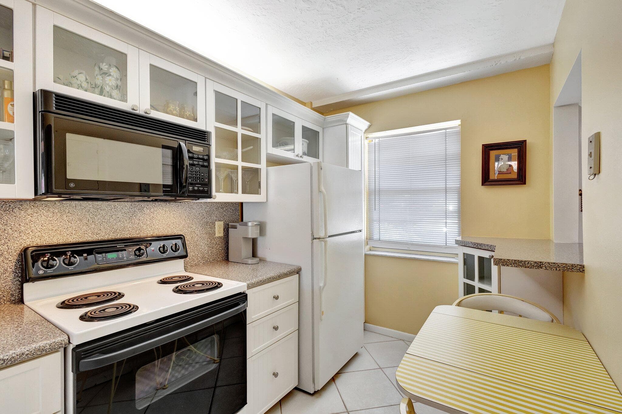 105 Paradise Harbour Boulevard 109, North Palm Beach, FL 33408 5