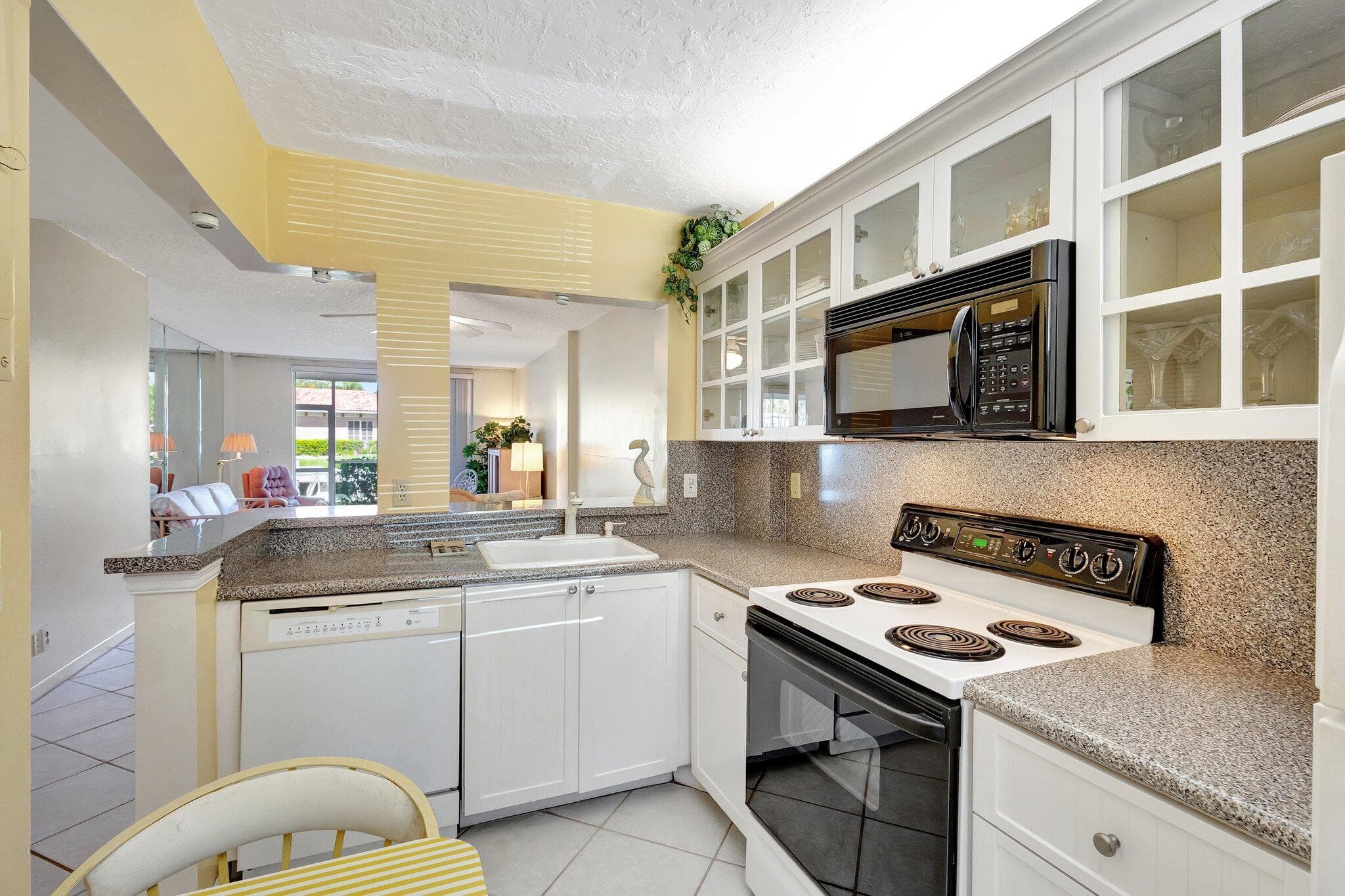 105 Paradise Harbour Boulevard 109, North Palm Beach, FL 33408 6