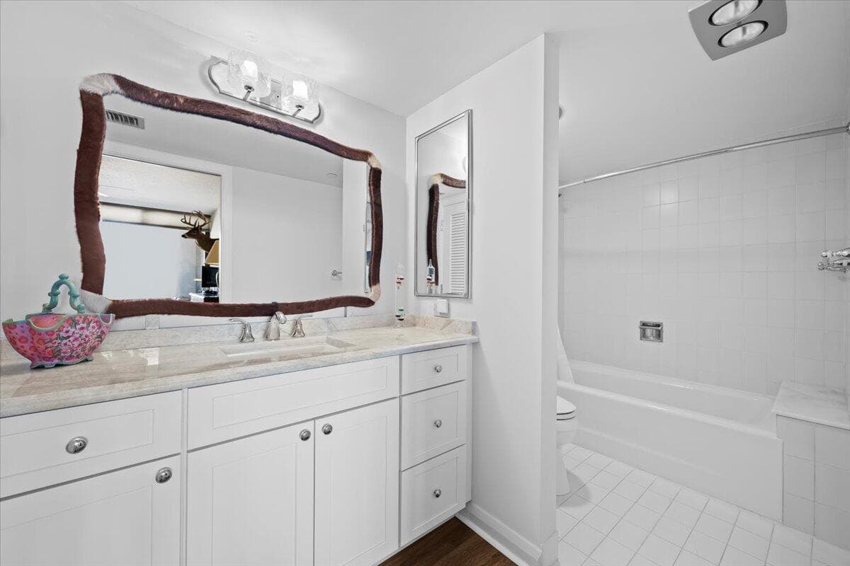 100 Lakeshore Drive 1854, North Palm Beach, FL 33408 23