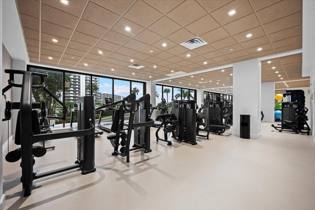 100 Lakeshore Drive 1854, North Palm Beach, FL 33408 31