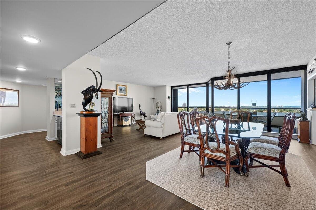 100 Lakeshore Drive 1854, North Palm Beach, FL 33408 3