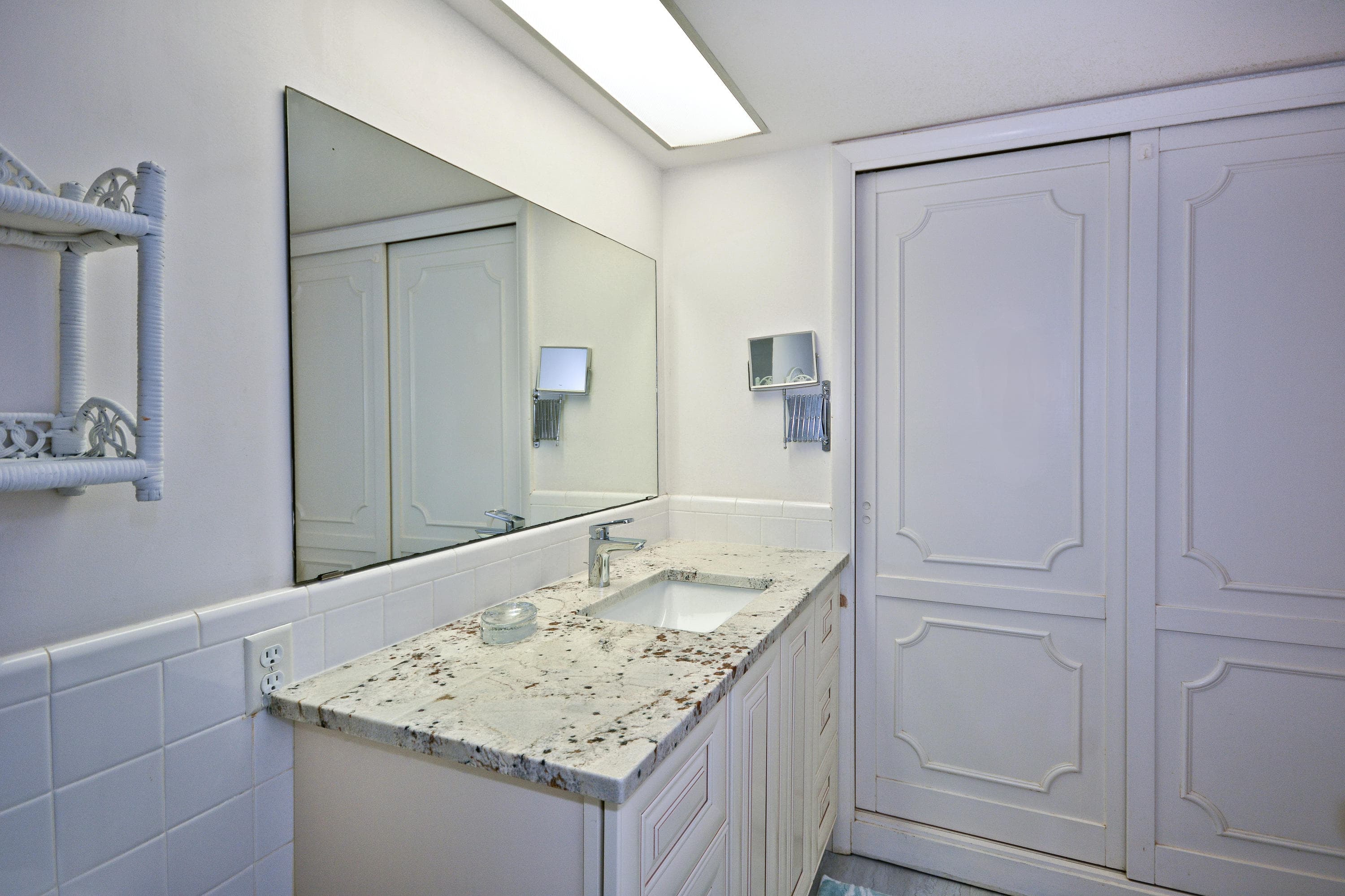 50 Celestial Way 8e, Juno Beach, FL 33408 32