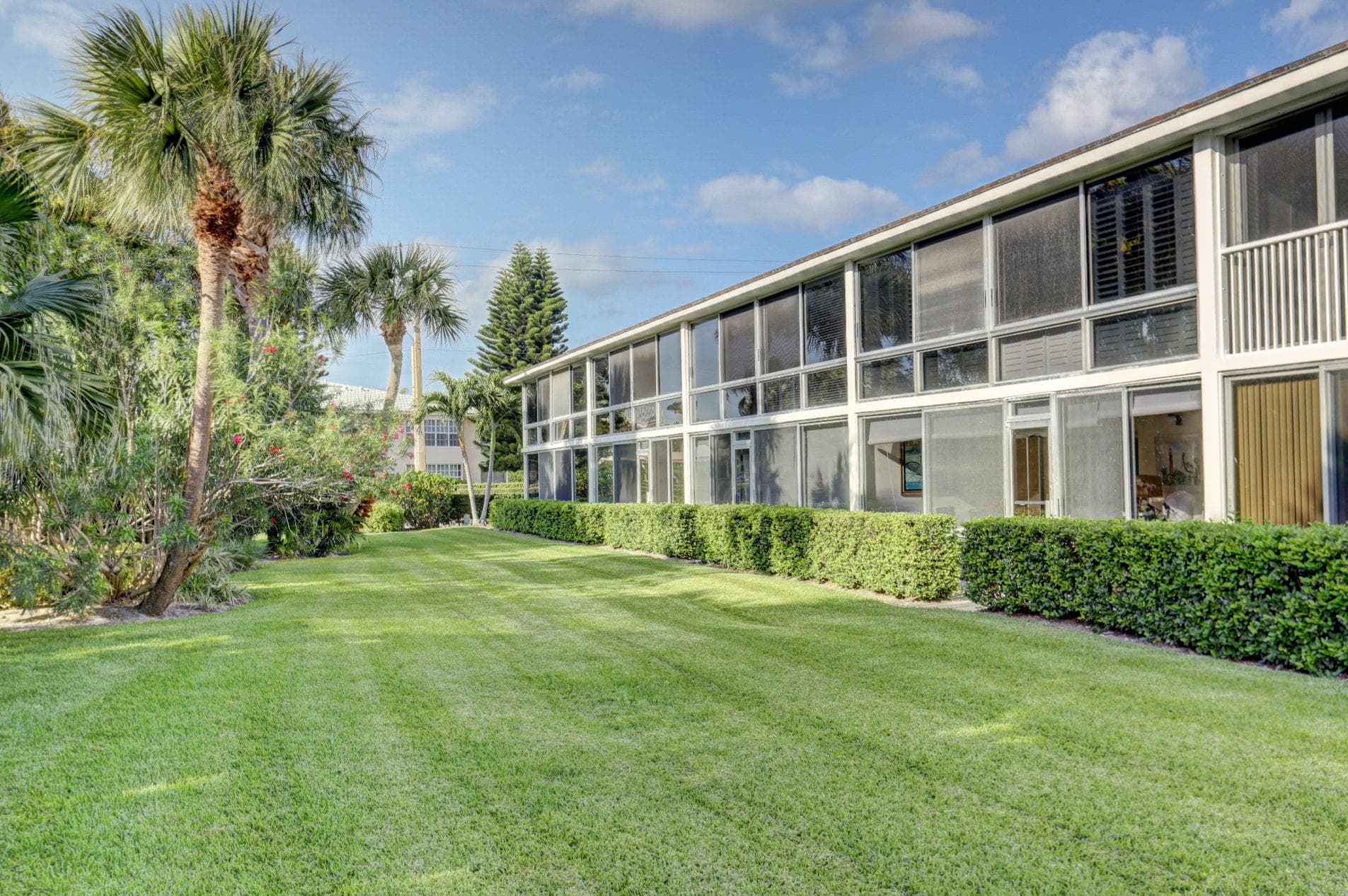 50 Celestial Way 8e, Juno Beach, FL 33408 52