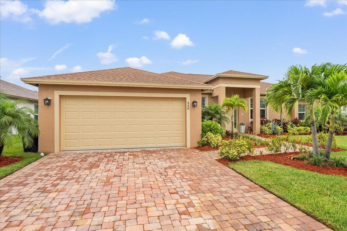 448 SW Vista Lake Drive, Port St. Lucie, FL 34953 35