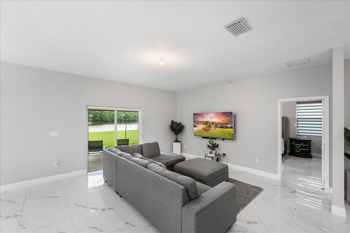 448 SW Vista Lake Drive, Port St. Lucie, FL 34953 10