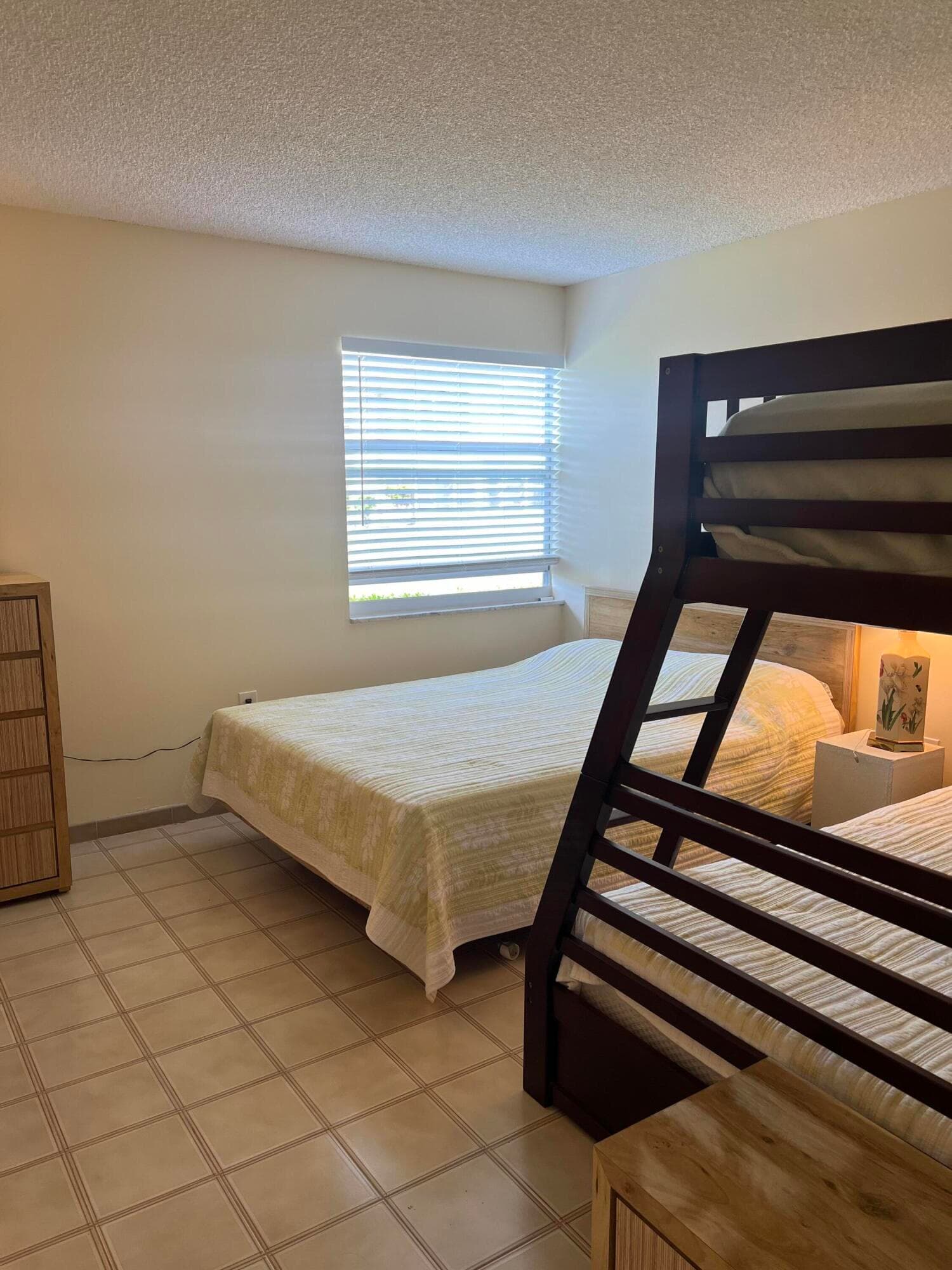 504 Davis Road 95, Palm Springs, FL 33461 15