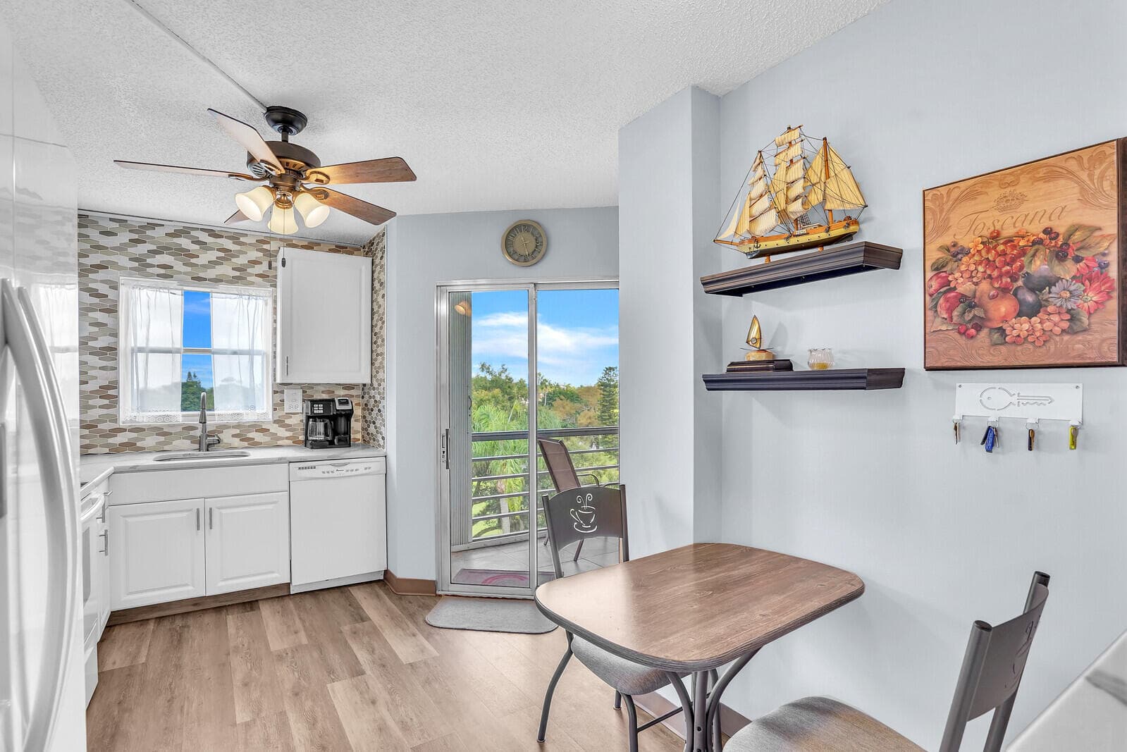 3959 Via Poinciana 503, Lake Worth, FL 33467 14