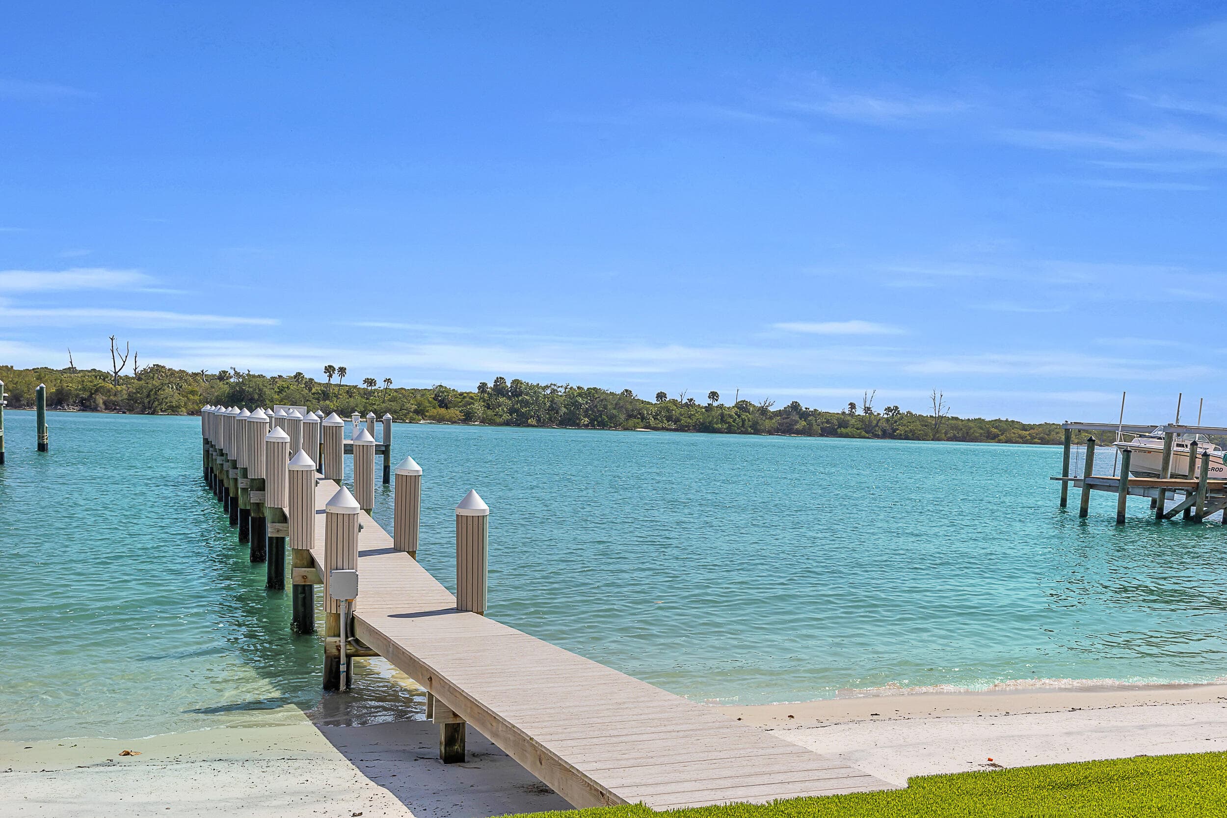 18119 SE Federal Highway, Jupiter, FL 33469 2
