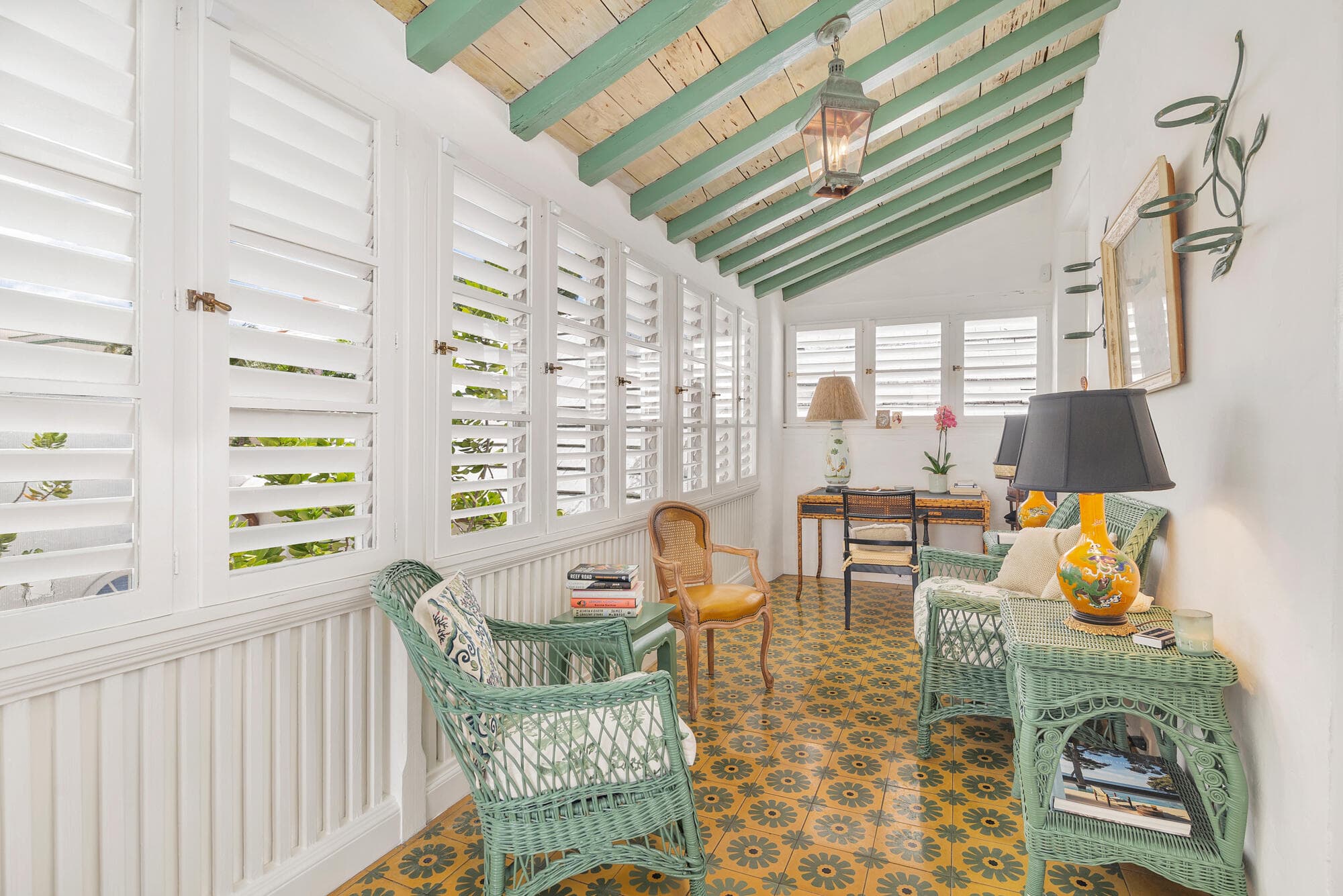 417 Peruvian Avenue 1, Palm Beach, FL 33480 17