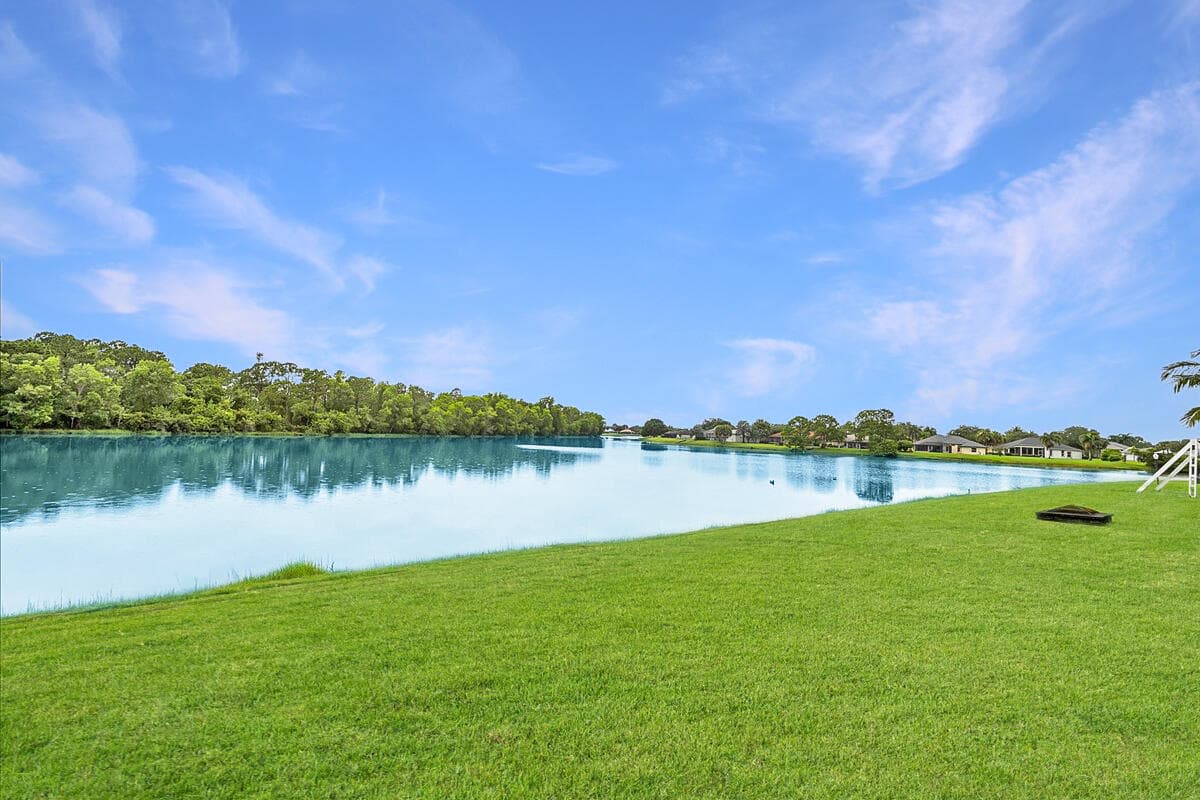 448 SW Vista Lake Drive, Port St. Lucie, FL 34953 37