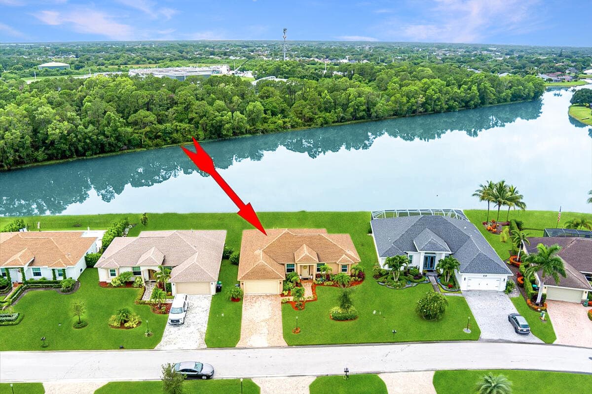 448 SW Vista Lake Drive, Port St. Lucie, FL 34953 3