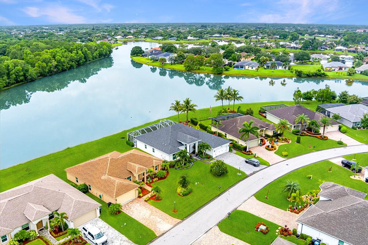 448 SW Vista Lake Drive, Port St. Lucie, FL 34953 38