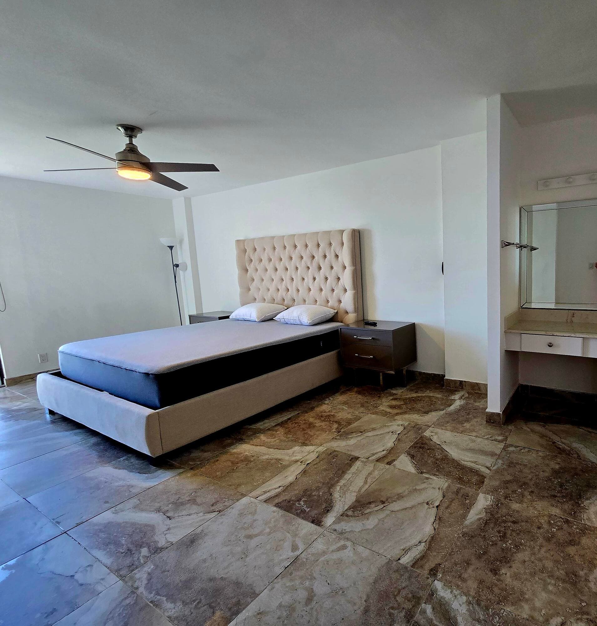 20335 W Country Club Drive 2208, Aventura, FL 33180 5