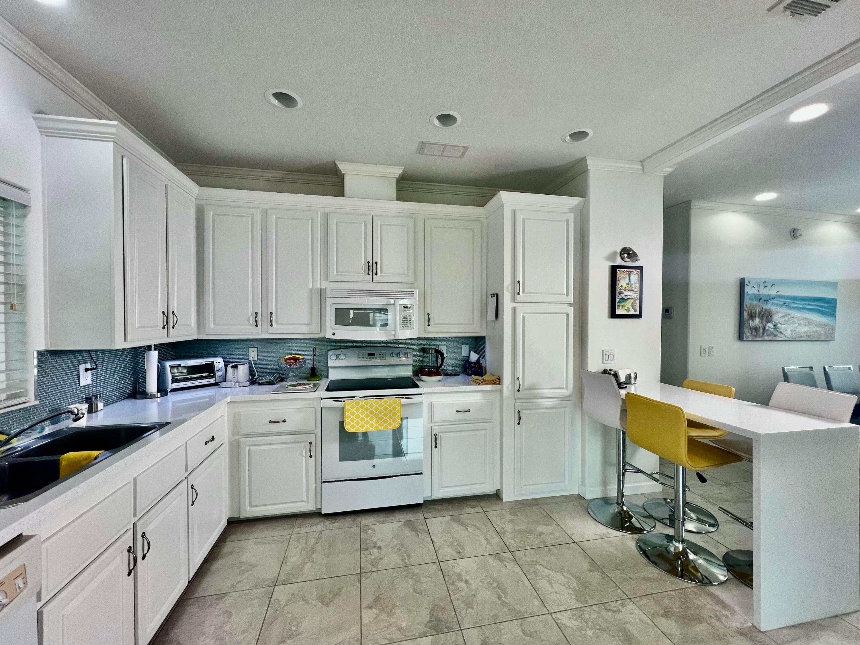413 Hibiscus Drive, Deerfield Beach, FL 33442 2