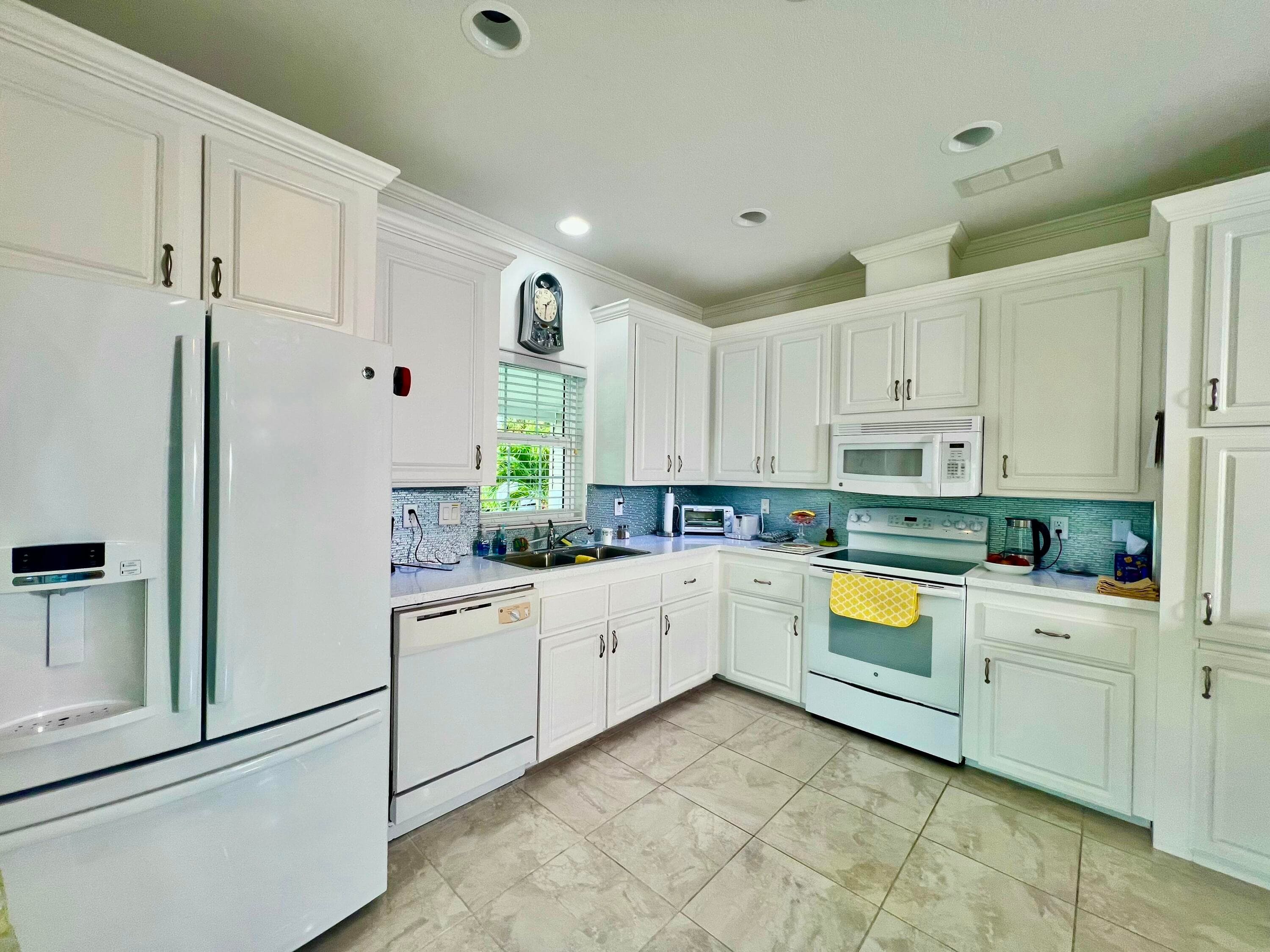 413 Hibiscus Drive, Deerfield Beach, FL 33442 12