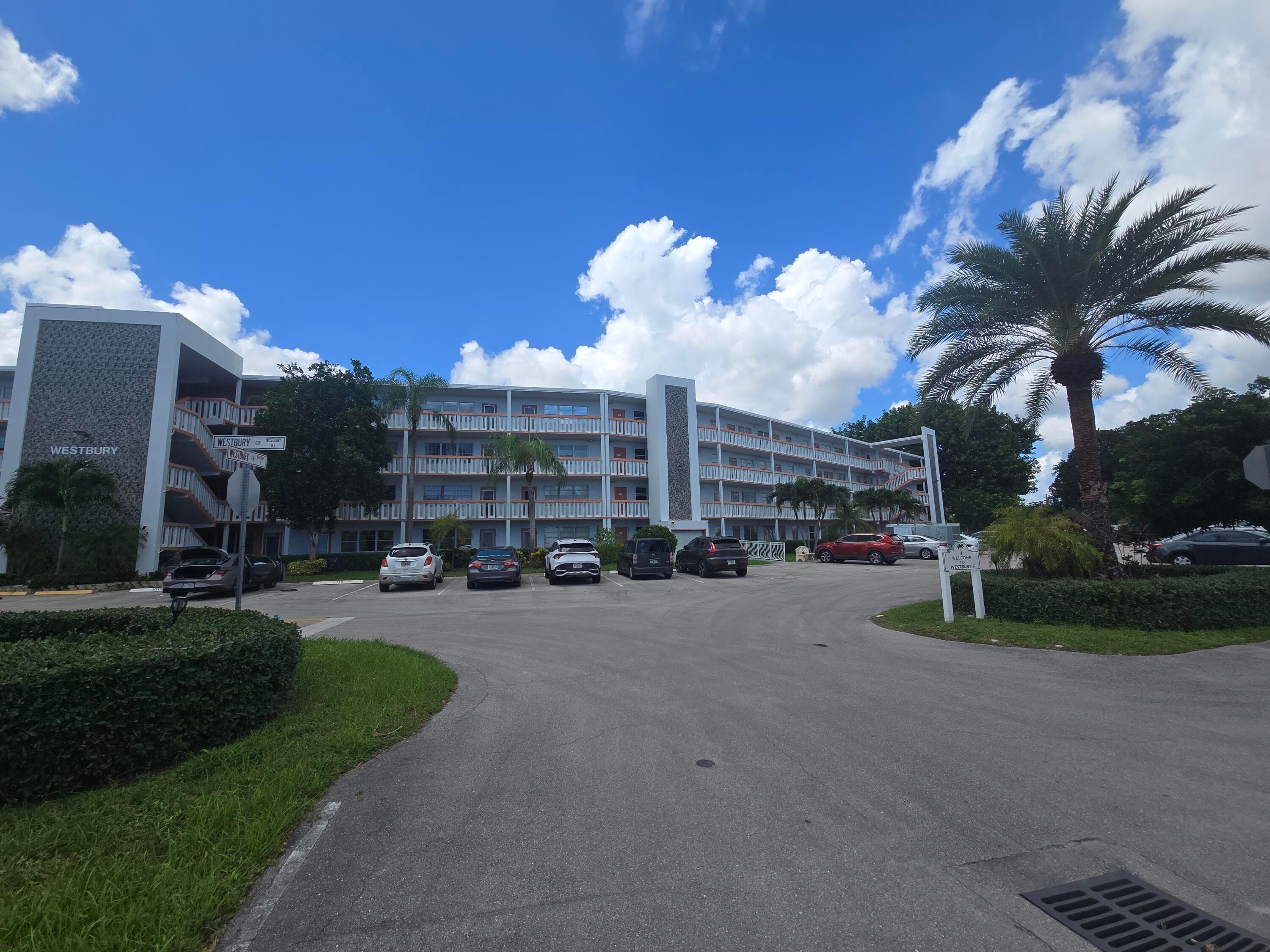2010 Westbury F 2010, Deerfield Beach, FL 33442 20