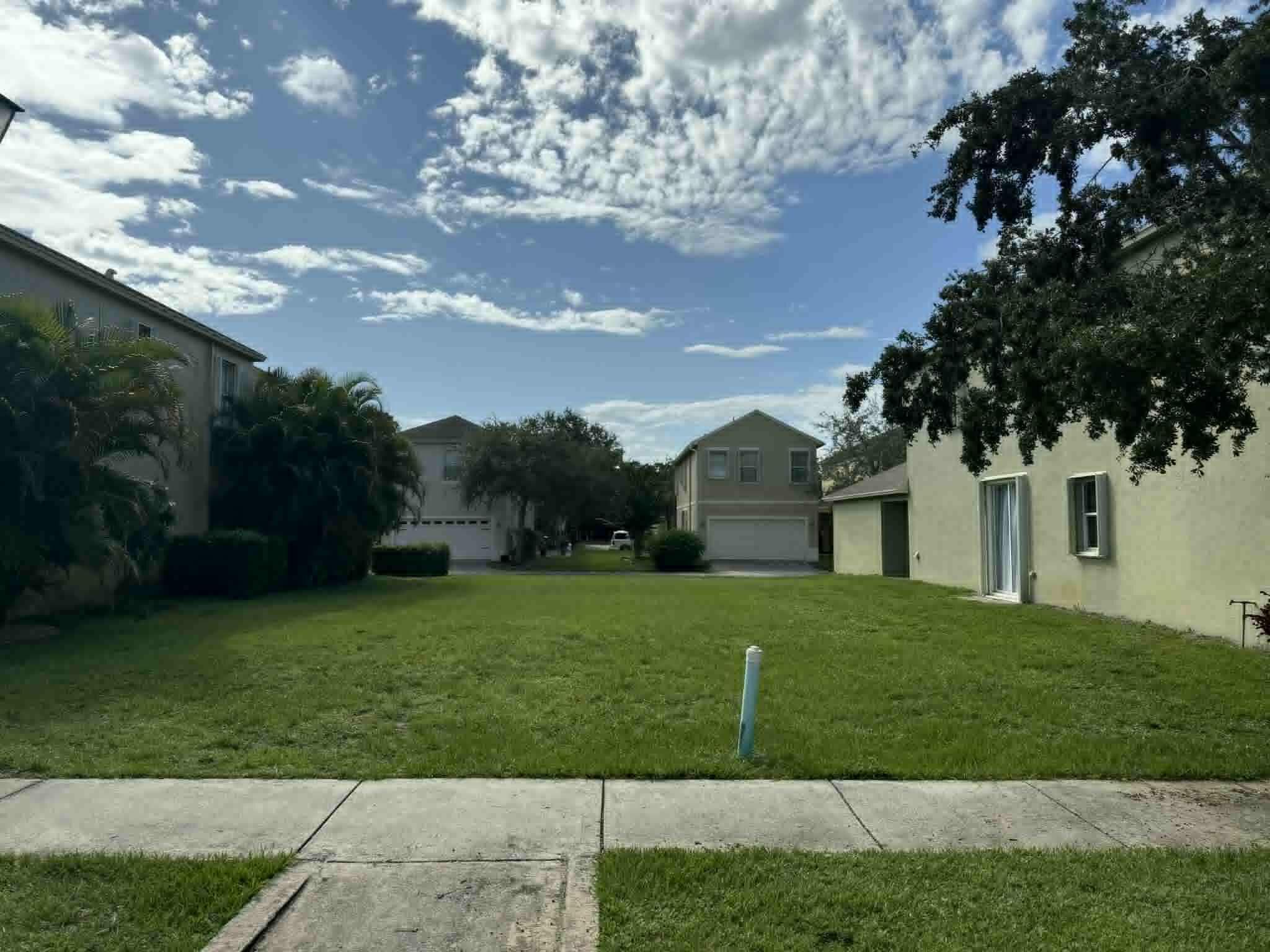 2527 SE Ruskin Drive, Port St. Lucie, FL 34952 2