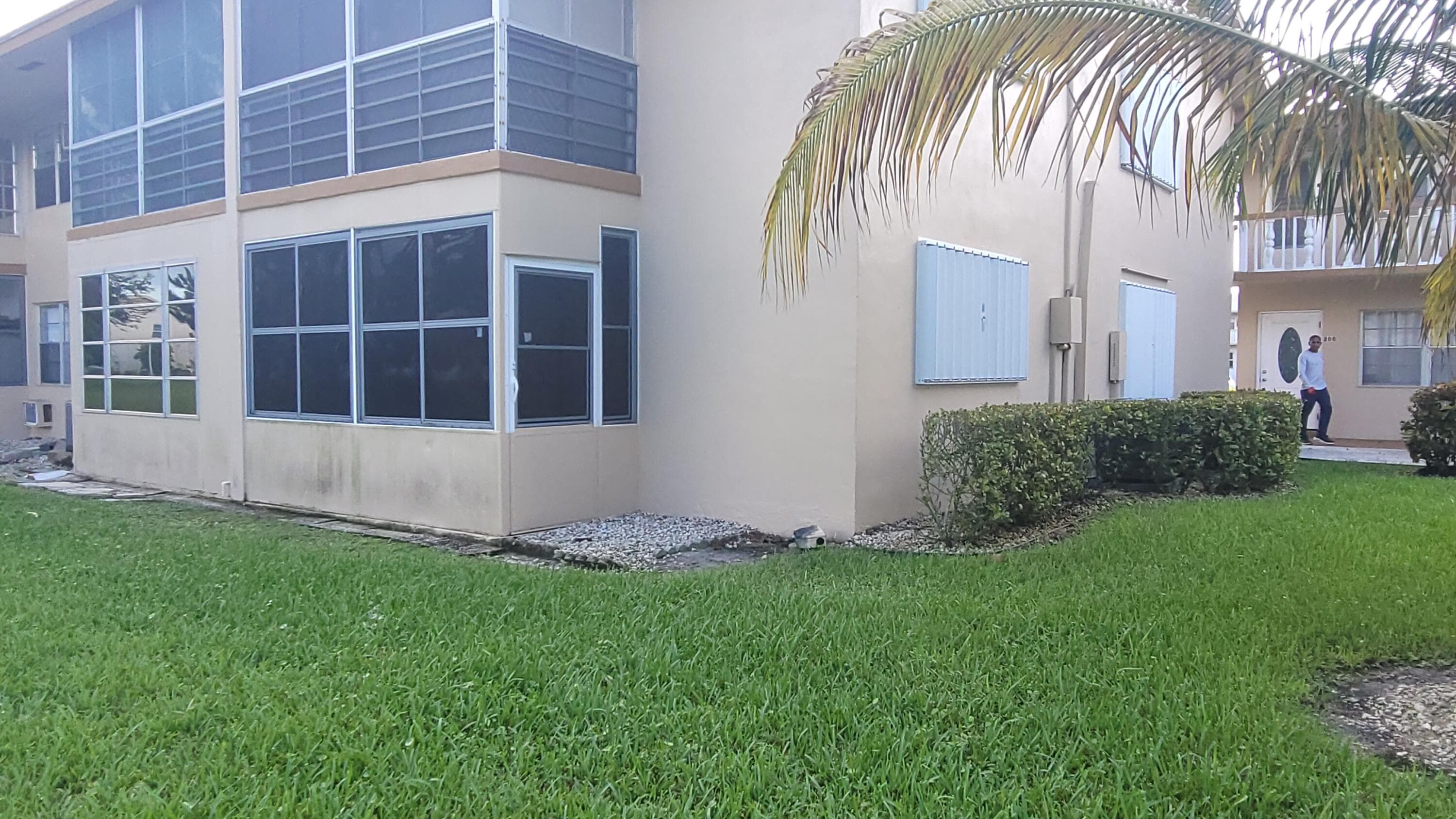 201 Coventry I, West Palm Beach, FL 33417 22