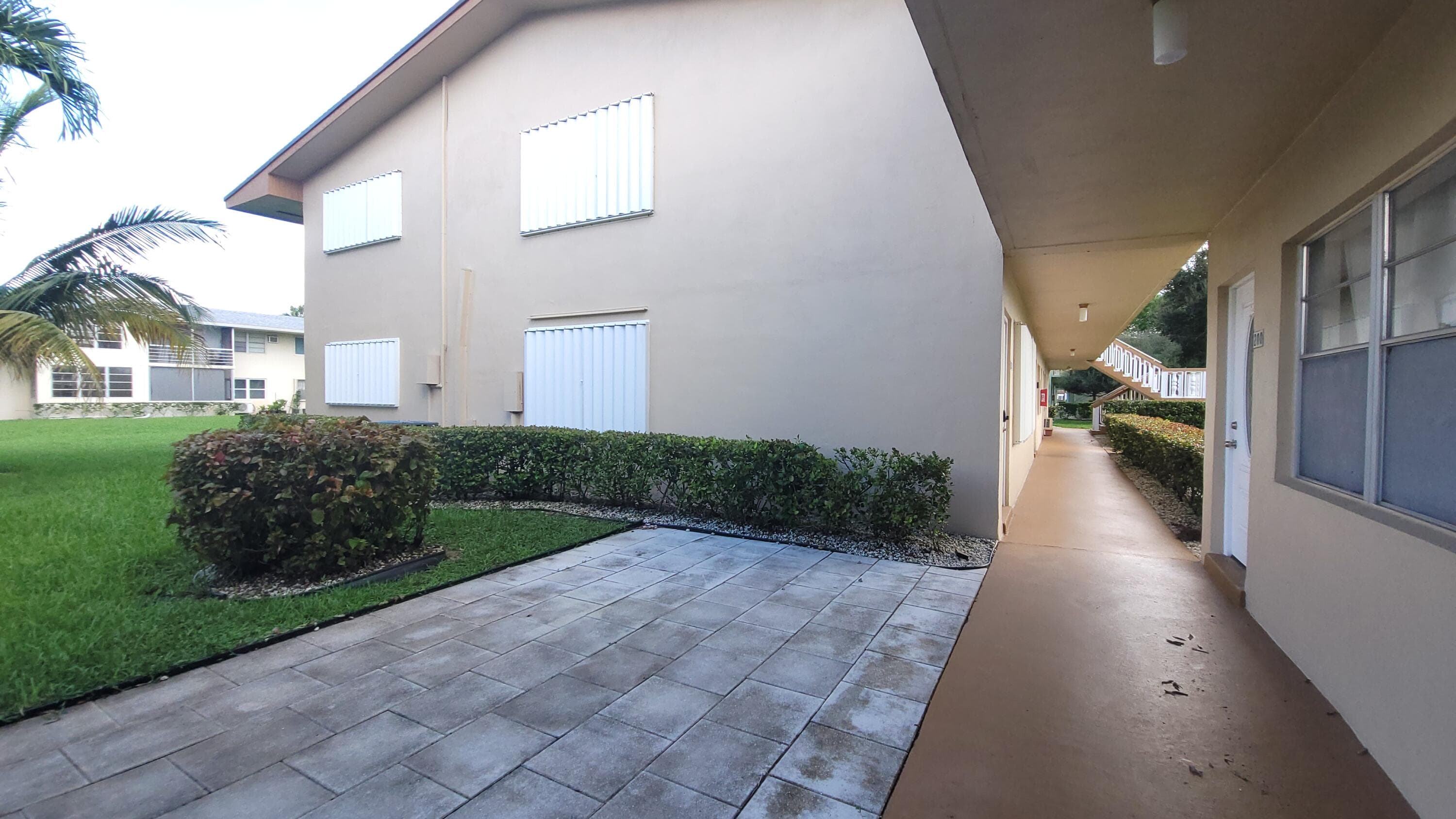 201 Coventry I, West Palm Beach, FL 33417 26