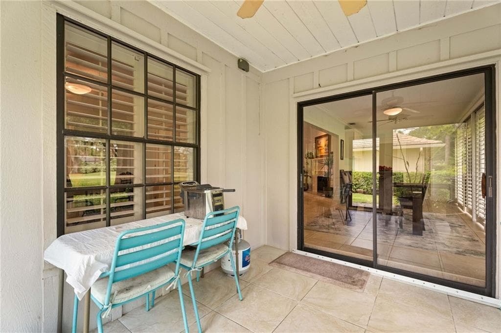 110 Prestwick Circle, Vero Beach, FL 32967 14