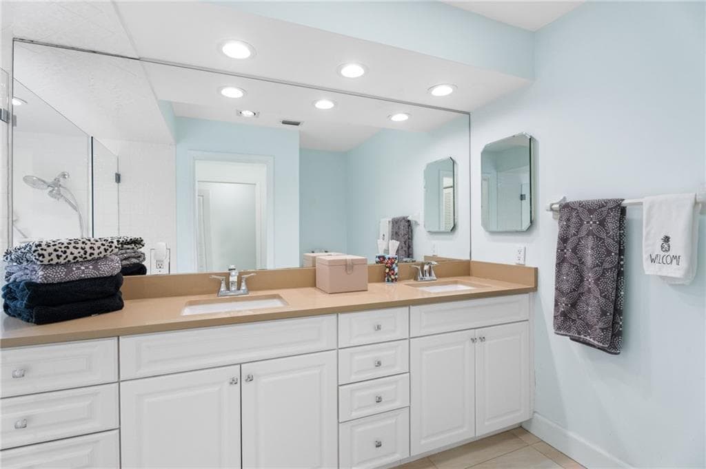 110 Prestwick Circle, Vero Beach, FL 32967 18