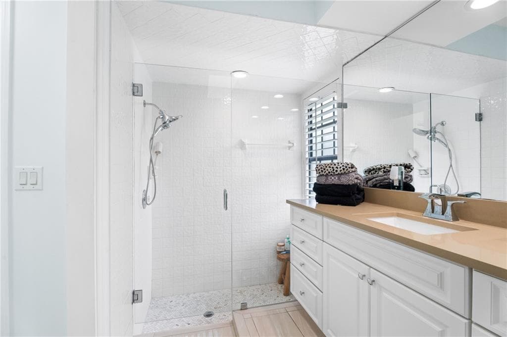 110 Prestwick Circle, Vero Beach, FL 32967 20
