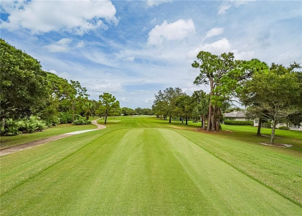 110 Prestwick Circle, Vero Beach, FL 32967 28