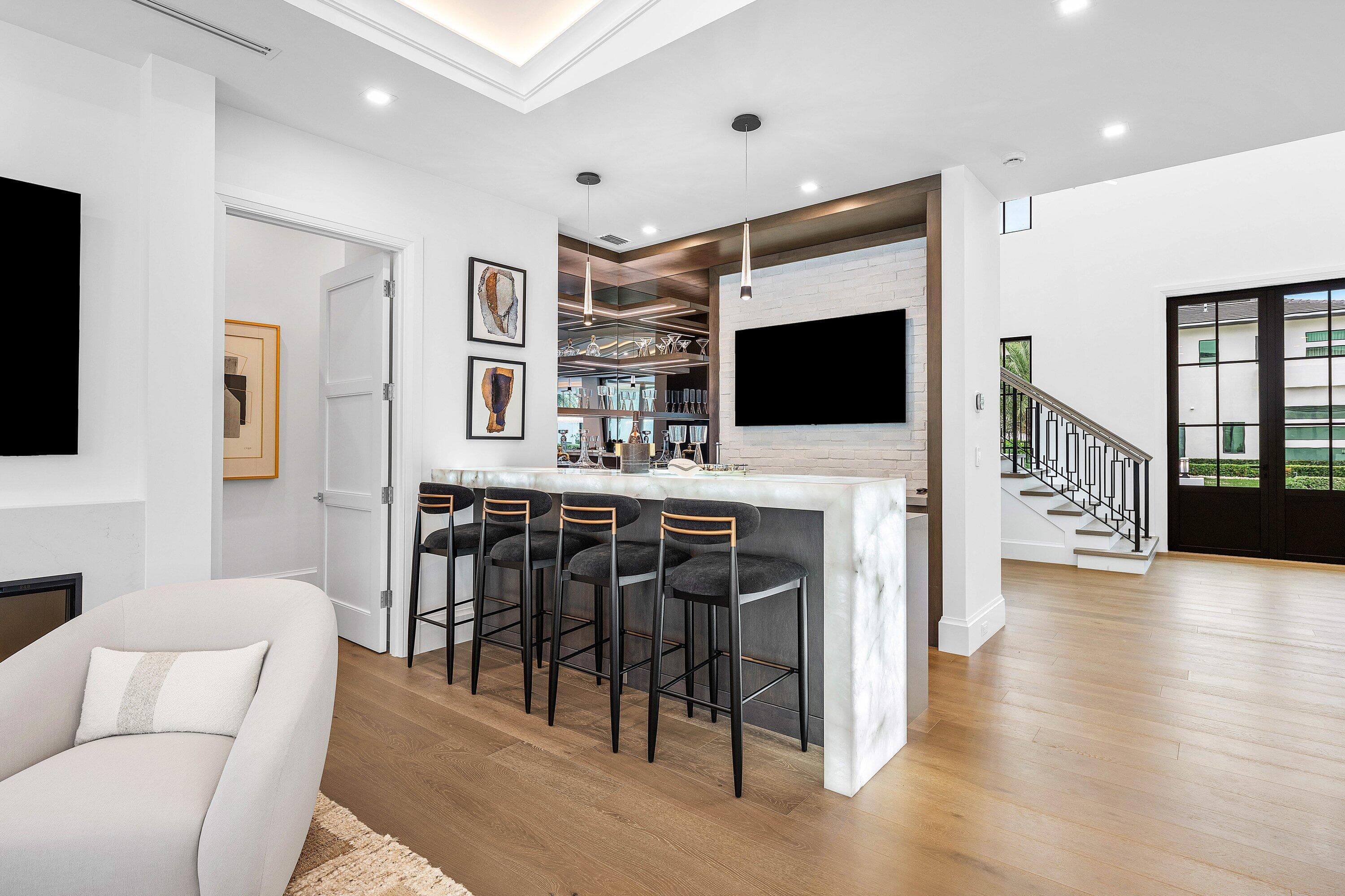 201 NE 4th Avenue, Boca Raton, FL 33432 9