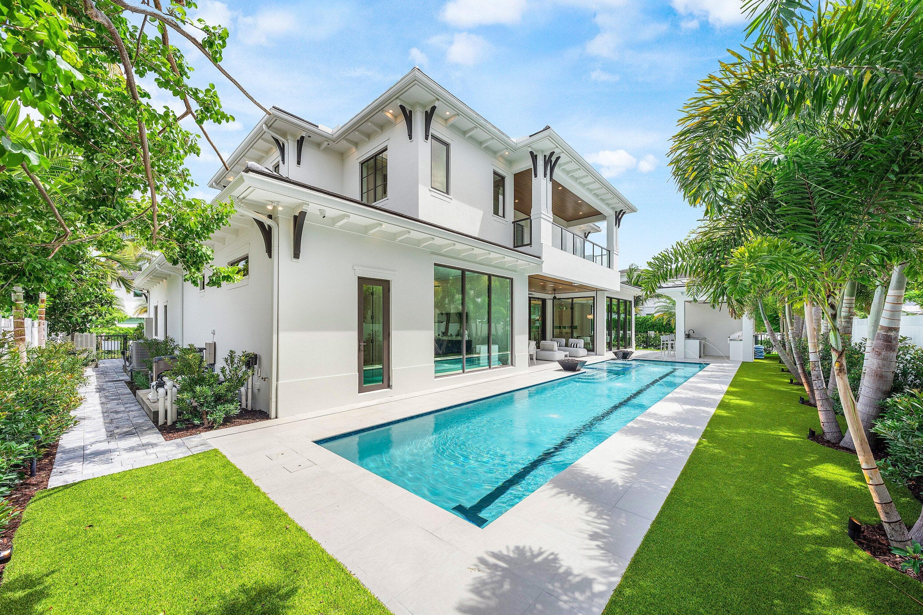 201 NE 4th Avenue, Boca Raton, FL 33432 55