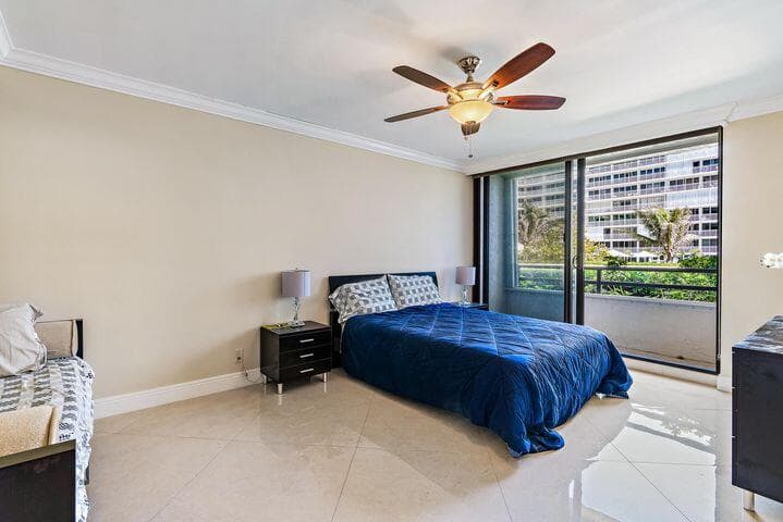 3560 S Ocean Boulevard 200, South Palm Beach, FL 33480 8