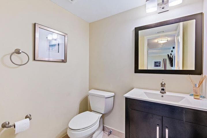 3560 S Ocean Boulevard 200, South Palm Beach, FL 33480 10
