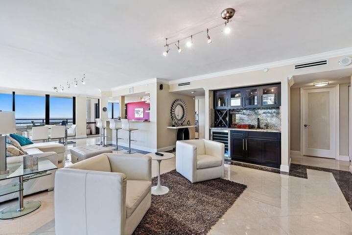 3560 S Ocean Boulevard 200, South Palm Beach, FL 33480 13