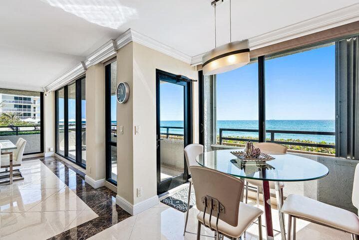3560 S Ocean Boulevard 200, South Palm Beach, FL 33480 18
