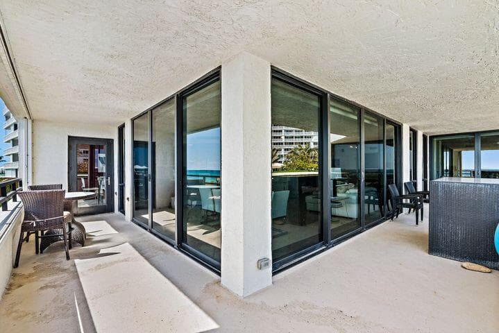 3560 S Ocean Boulevard 200, South Palm Beach, FL 33480 23