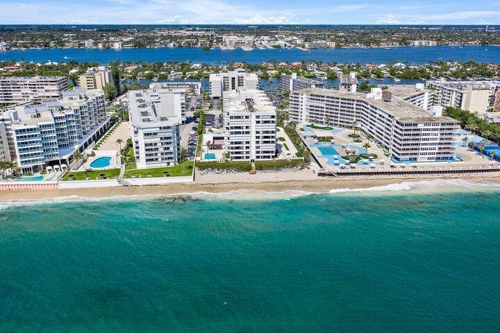 3560 S Ocean Boulevard 200, South Palm Beach, FL 33480 25