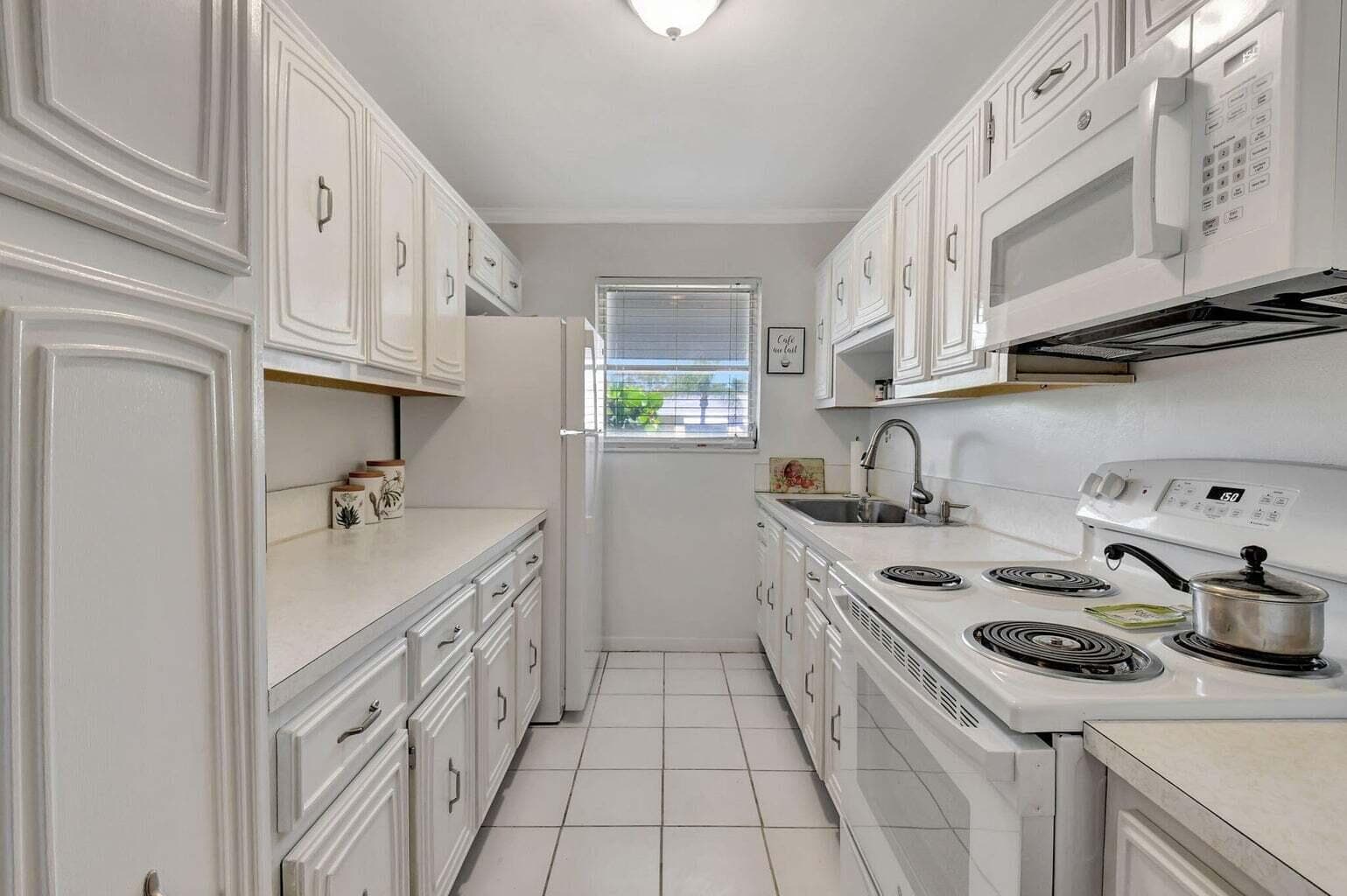 170 High Point Terrace E Apt B, Delray Beach, FL 33445 6