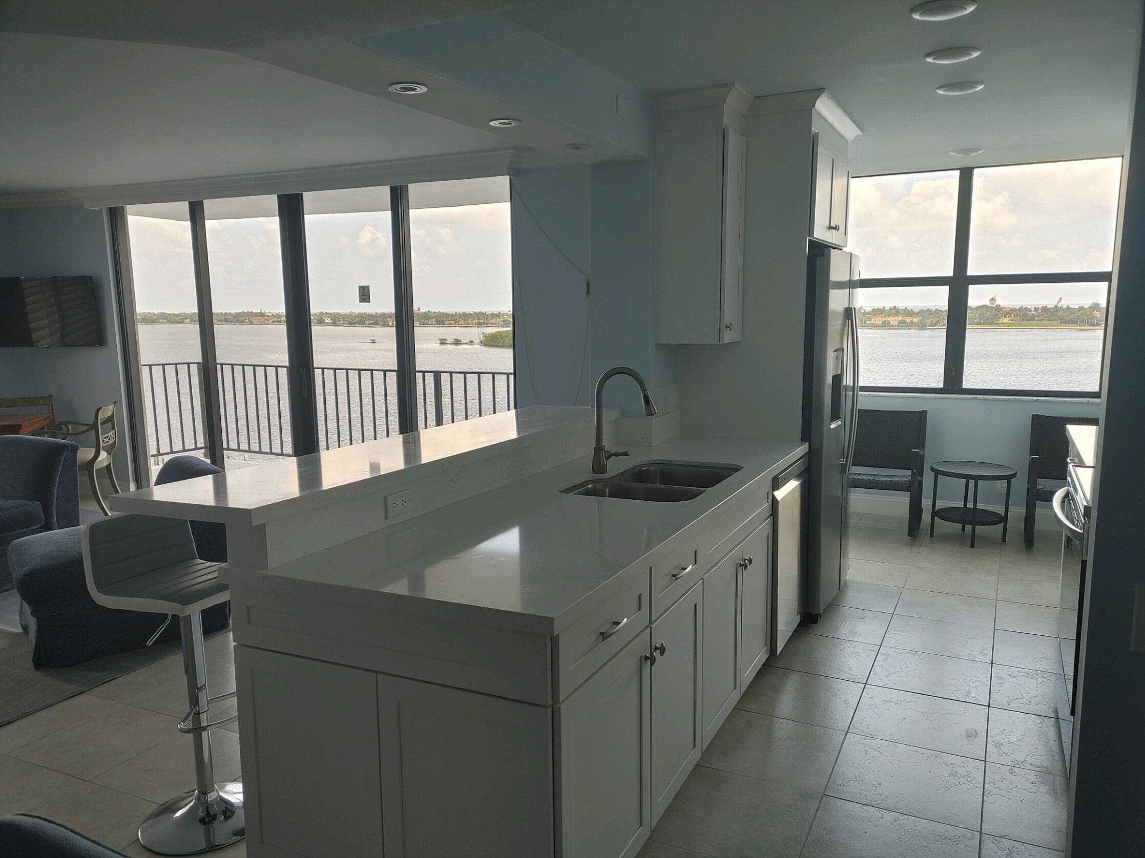 3800 Washington Road 907, West Palm Beach, FL 33405 3