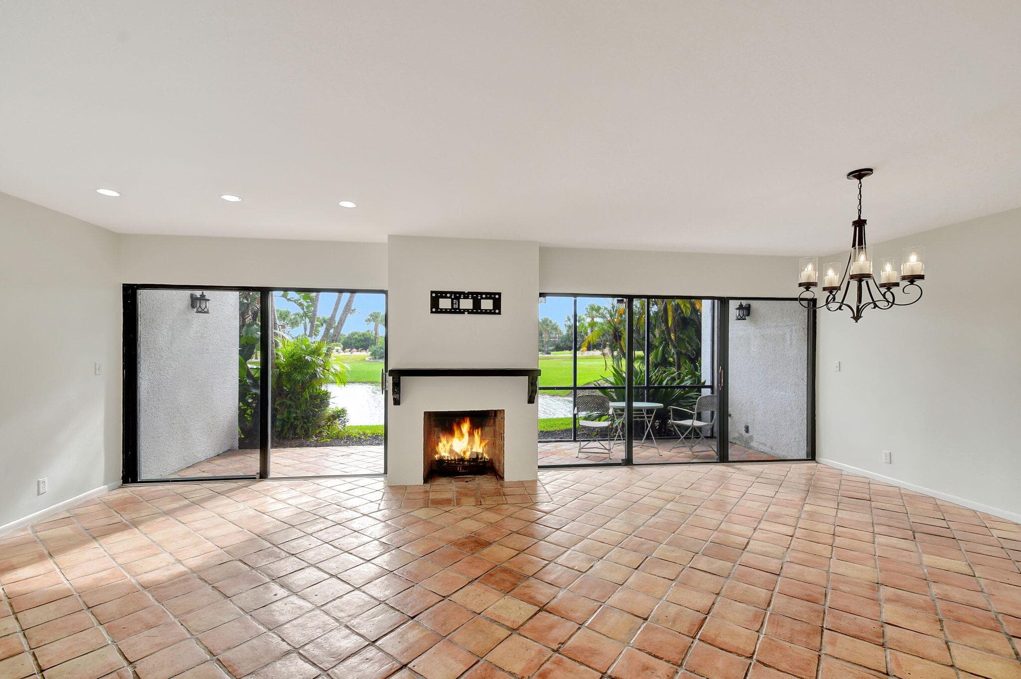 1906 Presidential Way 1-c, West Palm Beach, FL 33401