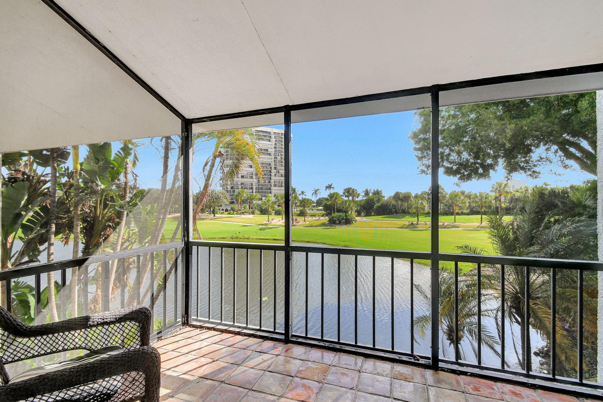 1906 Presidential Way 1-c, West Palm Beach, FL 33401 29