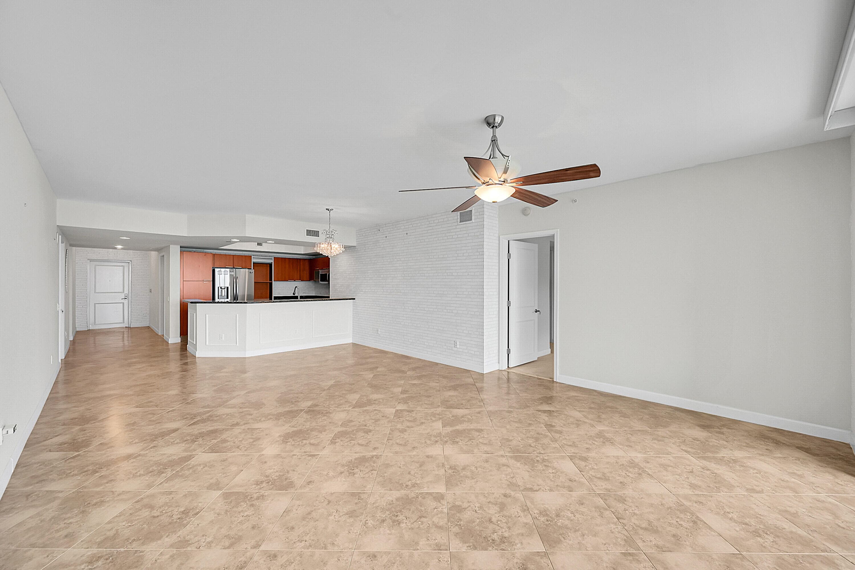 2640 Lake Shore Drive 2011, Riviera Beach, FL 33404 20