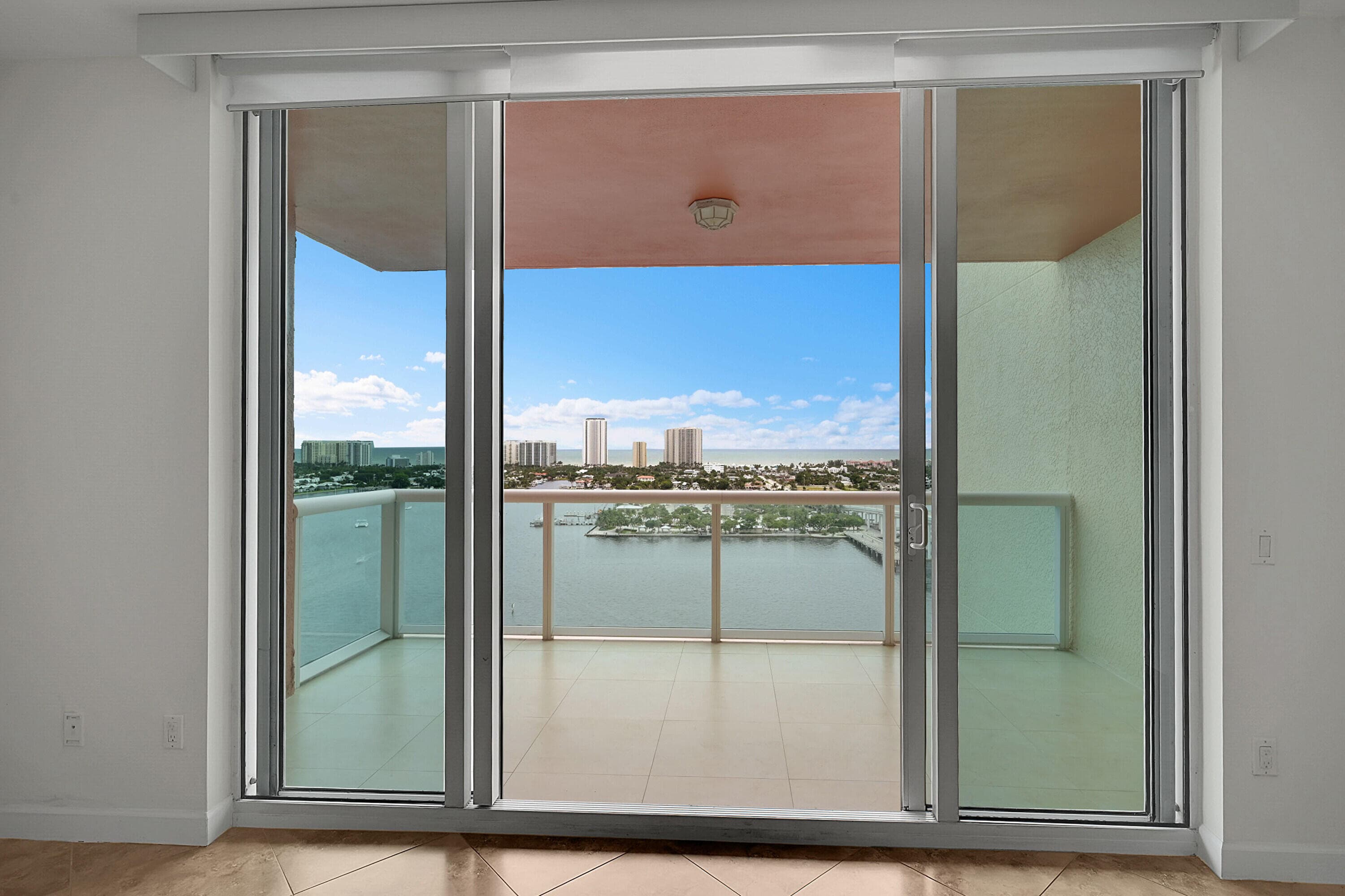 2640 Lake Shore Drive 2011, Riviera Beach, FL 33404 24