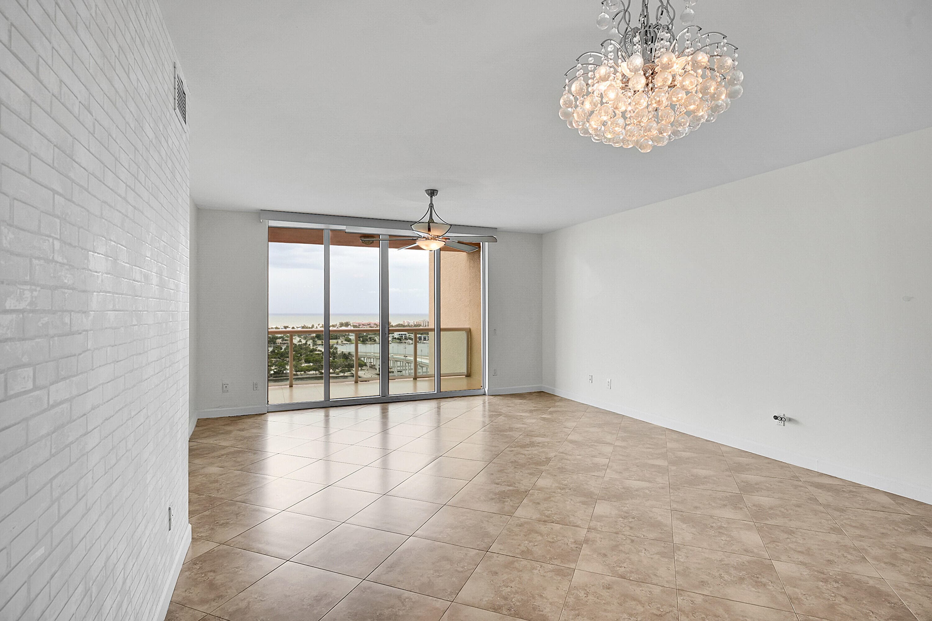 2640 Lake Shore Drive 2011, Riviera Beach, FL 33404 25
