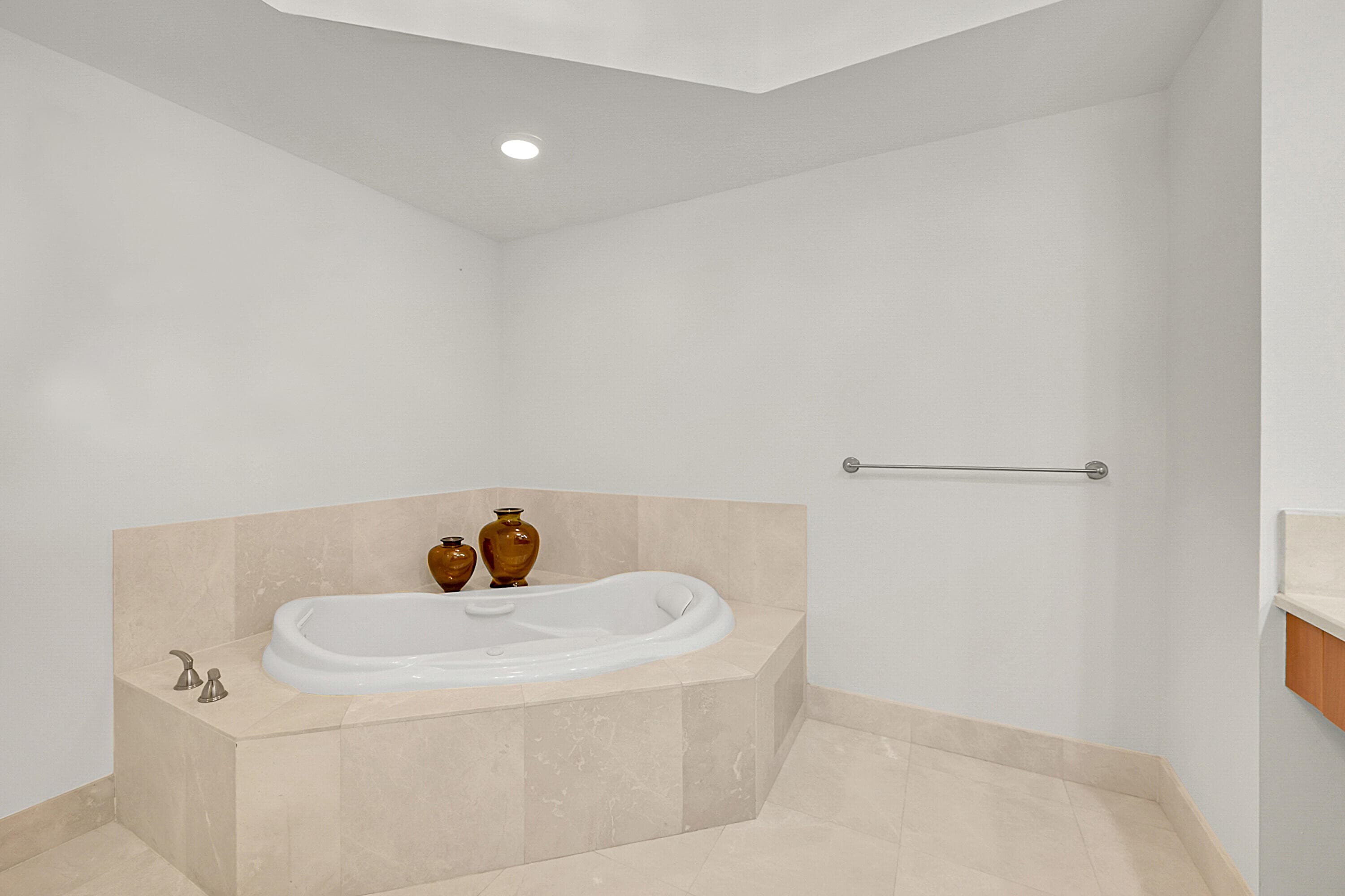 2640 Lake Shore Drive 2011, Riviera Beach, FL 33404 35