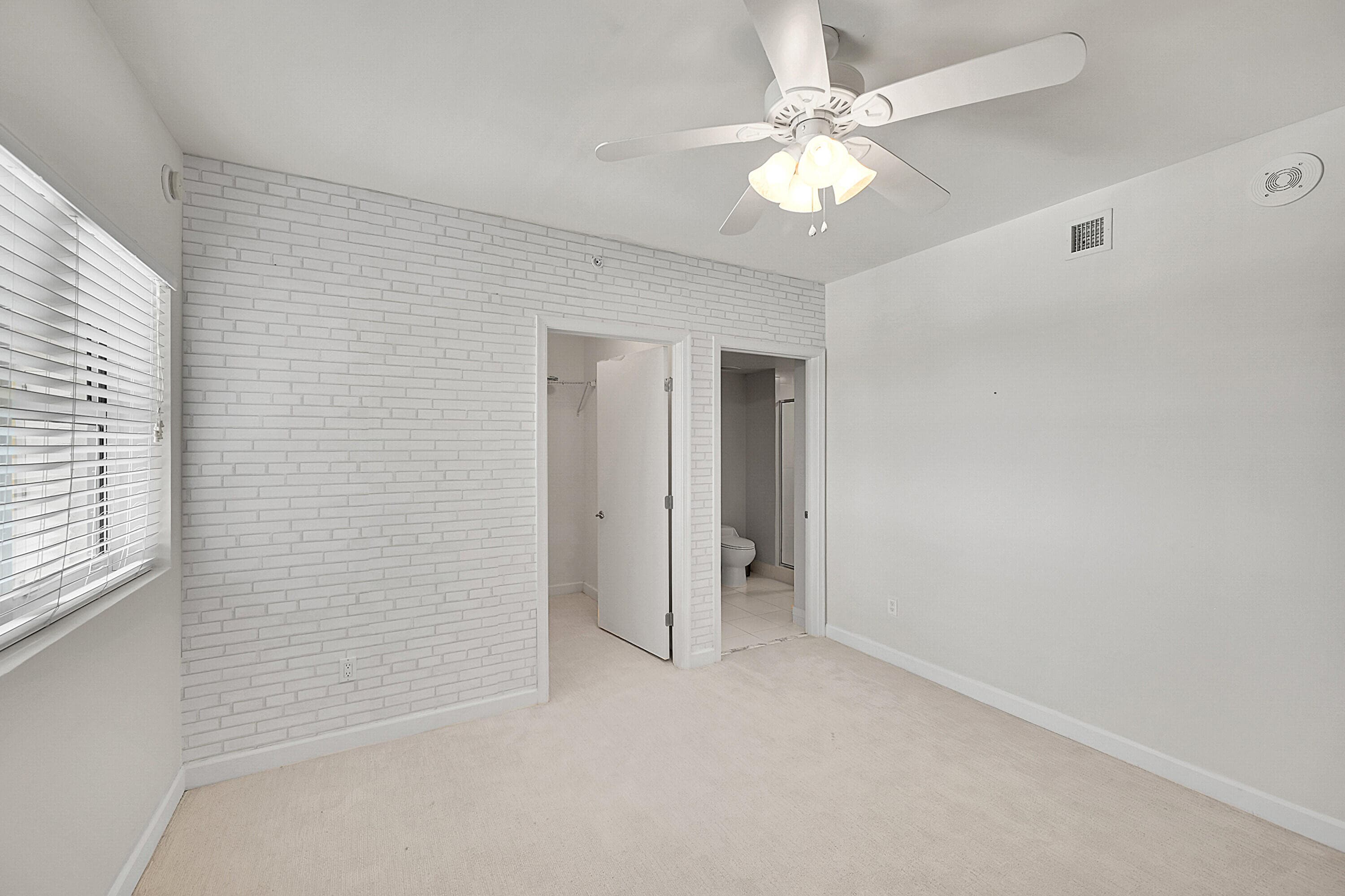 2640 Lake Shore Drive 2011, Riviera Beach, FL 33404 36