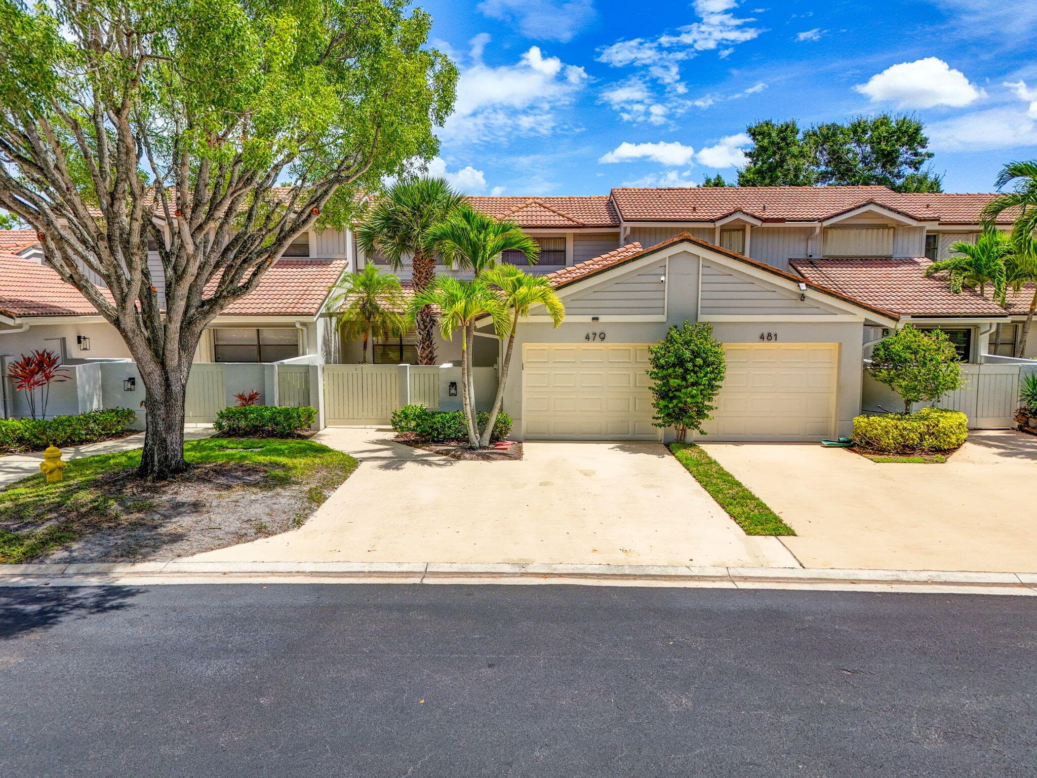 479 Prestwick Circle, Palm Beach Gardens, FL 33418 60