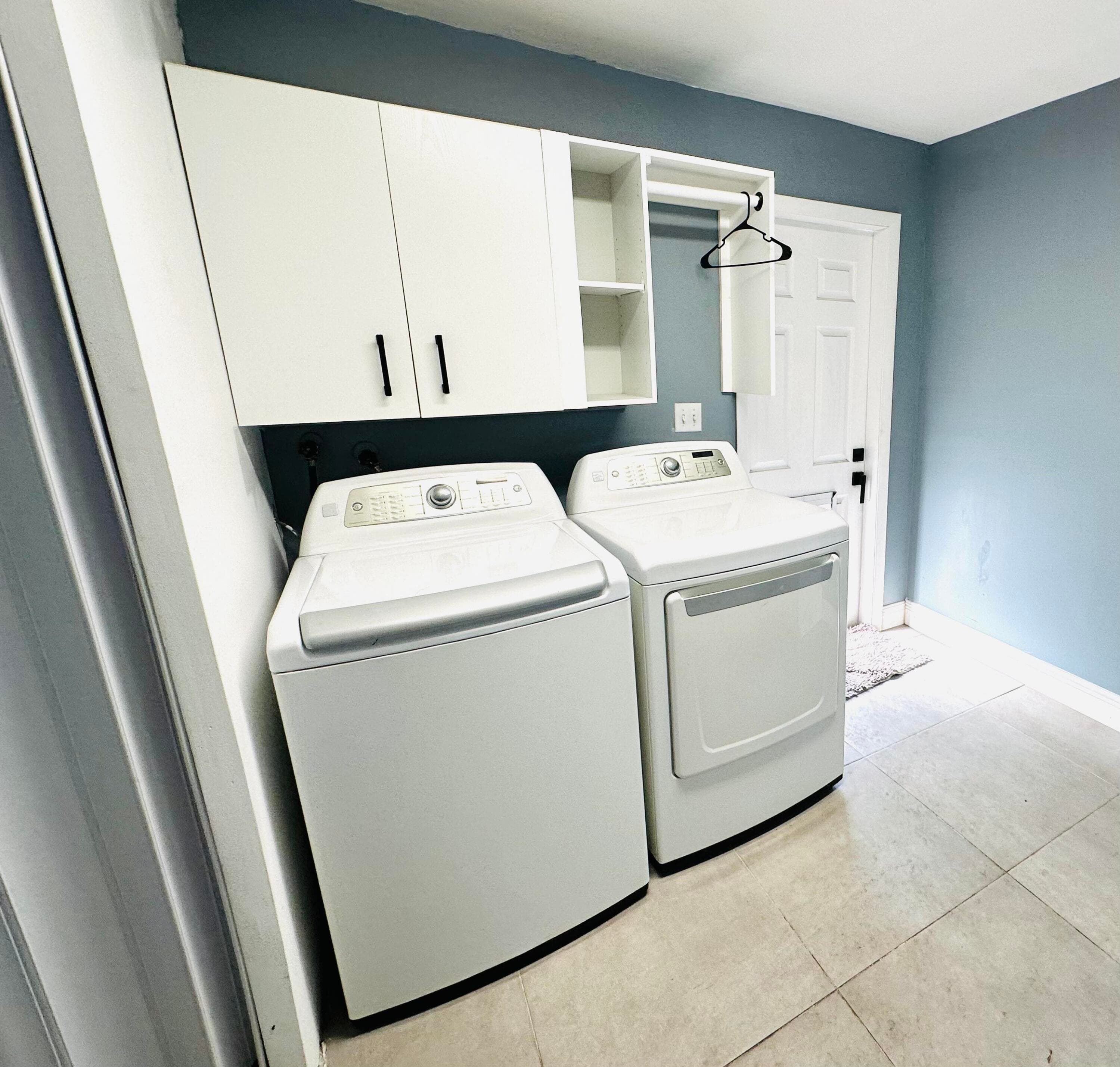 1865 W Chatham Road, West Palm Beach, FL 33415 24